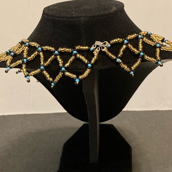 Vintage ornate native bead necklace - Picture 5 of 5